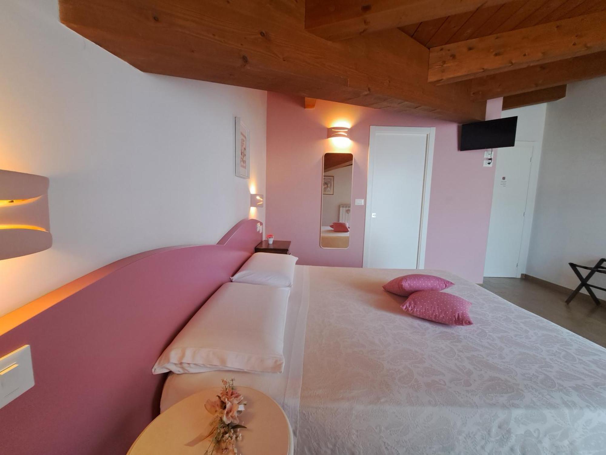 B&B Carlotta Montesilvano Marina Exteriör bild
